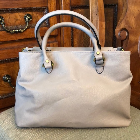 Cute Handbag! - Picture 3 of 3